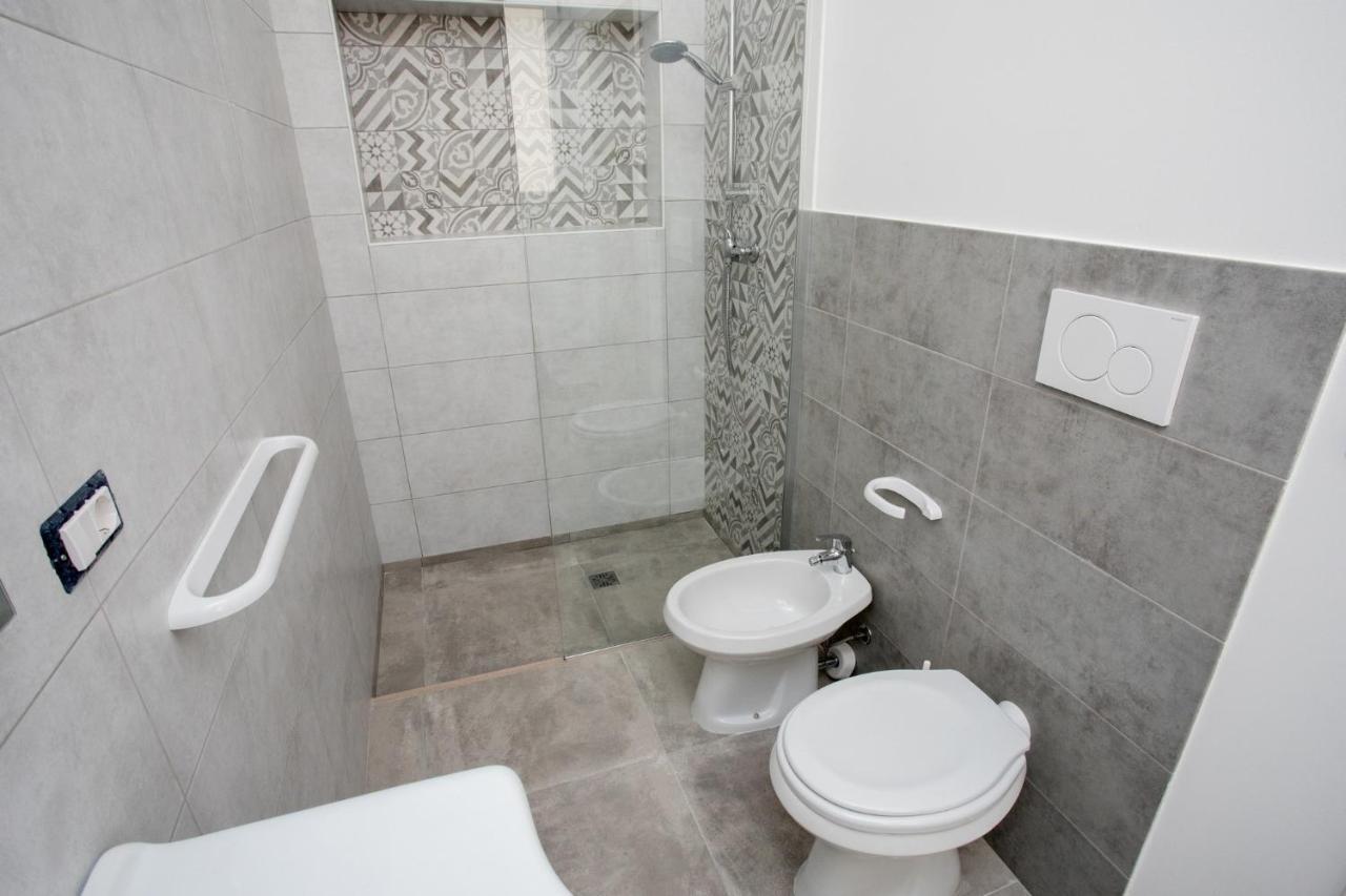 הוילה טורה לפילו Casa Leda מראה חיצוני תמונה